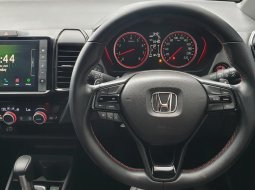 Honda City Hatchback RS CVT 2021 silver matic cash kredit proses bisa dibantu 14