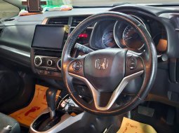 Honda Jazz RS A/T ( Matic ) 2016/ 2017 Putih KM 78rban Mulus Siap Pakai Pajak Panjang 8