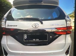 Toyota Avanza Veloz 1.5, AT, 2019, Putih, km.69.800, tipe tertinggi, istimewa 4