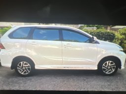 Toyota Avanza Veloz 1.5, AT, 2019, Putih, km.69.800, tipe tertinggi, istimewa 6