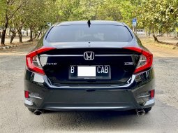 Honda Civic 1.5L Turbo 2017 Hitam 5