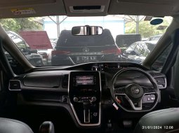 Nissan Serena Highway Star 2019 MPV 5