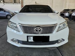 Toyota Camry V 2.5 AT ( Matic ) 2012 Putih Km 135rban An PT  jaksel