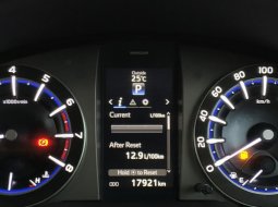 Toyota Kijang Innova V A/T Gasoline 2020 MPV KM17rb Tanpa DP 7