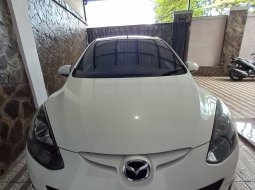 Mazda 2 Hatchback 2012