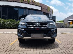 Toyota Fortuner 2.4 TRD VRZ AT 2018 2
