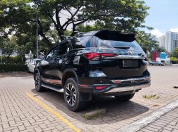 Toyota Fortuner 2.4 TRD VRZ AT 2018 6