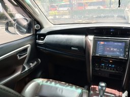 Toyota Fortuner 2.4 TRD VRZ AT 2018 16