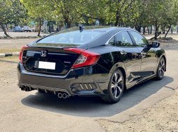 Honda Civic 1.5L Turbo 2017 Hitam 4