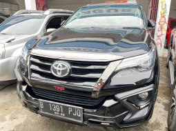 Toyota Fortuner 2.4 TRD AT tahun 2020 Kondisi Mulis Terawat Istimewa