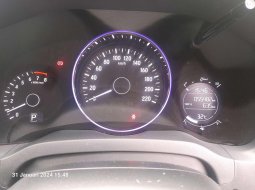  TDP (23JT) Honda HRV E PRESTIGE 1.8 AT 2019 Abu-abu  5