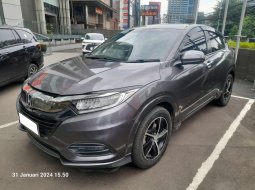  TDP (23JT) Honda HRV E PRESTIGE 1.8 AT 2019 Abu-abu  1