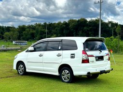 Toyota Kijang Innova V 2015 2