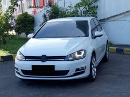 Volkswagen Golf TSI 2014 putih mk7 cash kredit proses bisa dibantu 2