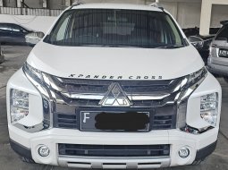 Mitsubishi Xpander Cross Premium Package A/T ( Matic ) 2020 Putih Km 21rban Mulus Siap Pakai