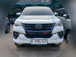 Toyota Fortuner  VRZ TRD 2.4 AT  2017