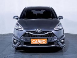 Toyota Sienta Q CVT 2020