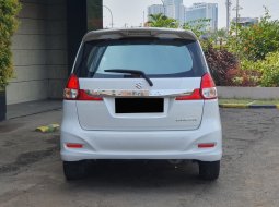 Suzuki Ertiga Dreza 2017 putih dp 20 jt matic cash kredit proses bisa dibantu 6