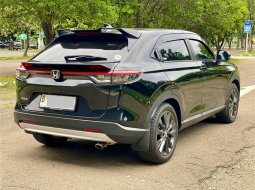 Honda HR-V 1.5 Spesical Edition 2023 Hitam 4