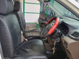 Jual mobil Daihatsu Xenia 2017 5