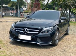 Mercedes-Benz C-Class C200 AMG