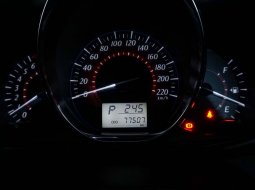 JUAL Toyota Yaris S TRD Sportivo Heykers AT 2017 Putih 9
