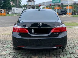 Honda Accord 2.4 VTi-L 4