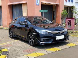 Honda Civic ES 2018 turbo km 39rb dp ceper siap TT