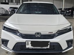 Honda Civic RS A/T ( Matic ) 2023 Putih Km Cuma 2rban Mulus Gress Like New 1