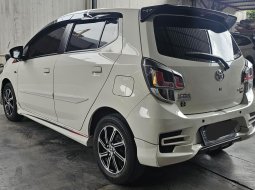 Toyota Agya TRD A/T ( Matic ) 2021 Putih Km 21rban Mulus Siap Pakai Good Condition 4