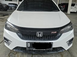 Honda City Hatchback RS AT ( Matic ) 2021 Putih Km Low 20rban Plat Bekasi