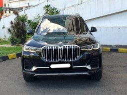 BMW X7 xDrive40i Excellence 2020 hitam km13ribuan cash kredit proses bisa dibantu