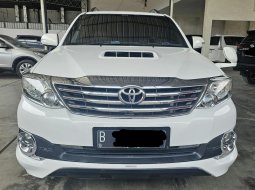 Toyota Fortuner G VNT 2.5 AT ( Matic ) 2014 Putih km176rban plat bekasi