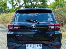 Toyota Raize 1.2 G CVT Hitam 4