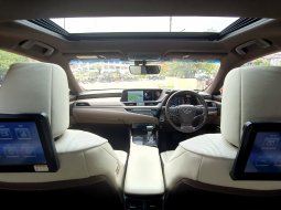 Lexus ES 300h Ultra Luxury 2018 km 15 ribuan cream pajak panjang cash kredit proses bisa dibantu 20