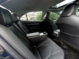 Toyota Camry 2.5 Hybrid 2020 hitam km 26ribuan cash kredit proses bisa dibantu 10