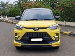 Toyota Raize 1.0T GR Sport CVT TSS (Two Tone) 2022 kuning km17rb pajak panjang cash kredit bisa