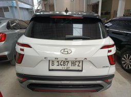 Hyundai Creta primer 1.5 AT 2022 Putih 4