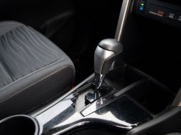 Toyota Kijang Innova V Luxury 2021 Abu-abu 21
