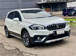 Suzuki SX4 S-Cross AT 2018 Putih 3