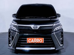 JUAL Toyota Voxy 2.0 AT 2018 Hitam 2