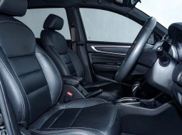 JUAL Honda BR-V Prestige Sensing CVT 2022 Hitam 6