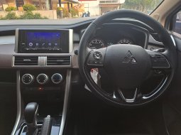 Mitsubishi Xpander Cross Premium Package AT 2021 Putih 7