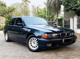 BMW 528i E39 Body Mulus Interior Rapi Head Unit Orsinil Electrical No Malfunction Pajak Off JAN 2024