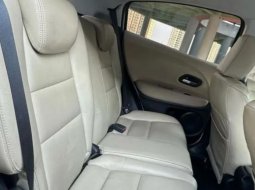 Honda HR-V 1.5L S CVT 2017 Body Mulus Interior Orsinil Siap Dipakai Luar Kota Paket KREDIT TDP 19 jt 7