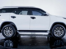 Toyota Fortuner 2.4 VRZ AT 2021 8