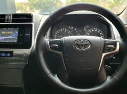Toyota Land Cruiser Prado 2.7 Automatic tx hitam bensin 2017 km 79rban cash kredit proses bisa 14
