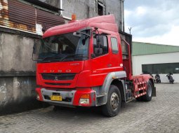 Ada3 MURAH Mitsubishi Fuso engkel 4x2 tractor head 2017 kepala trailer