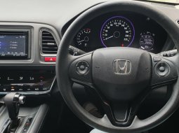 Honda HR-V 1.5L E CVT 2016 abu km 33 rban pajak panjang tangan pertama dari baru cash kredit bisa 14