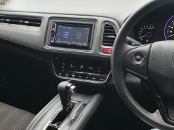 Honda HR-V 1.5L E CVT 2016 abu km 33 rban pajak panjang tangan pertama dari baru cash kredit bisa 16